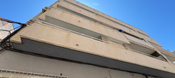 261 m² propiedad comercial en venta en Torrevieja, Alicante, Comunidad Valenciana, Spain № 369852 3