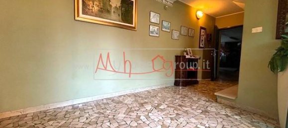 5 bedrooms House in Padua, Italy No. 215791 3