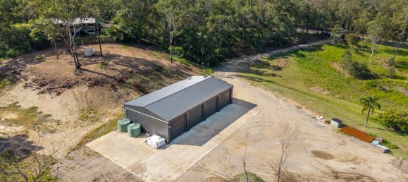 4 غرف نوم مزرعة في Narangba, Australia رقم 839 24