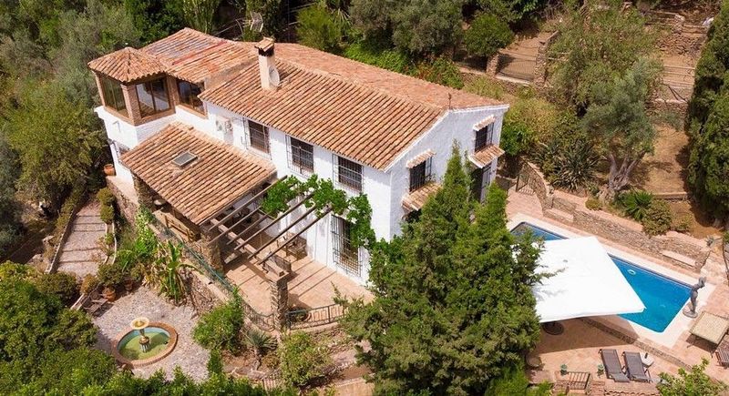 6 Schlafzimmer Haus in Sayalonga, Spain, Nr. 231430
