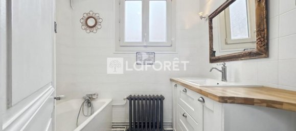 Casa de 5 dormitorios en Saint-Avertin, France No. 55659 12