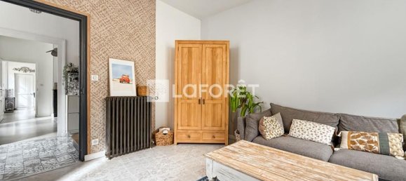 Casa de 5 dormitorios en Saint-Avertin, France No. 55659 5