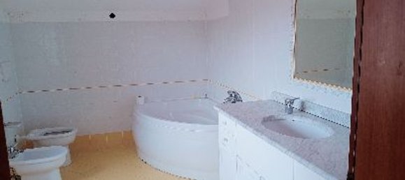 7 rooms House in Cave, Italy No. 256018 13