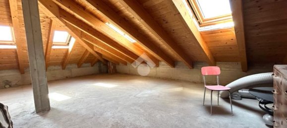 3 rooms Apartment in Lovere, Italy No. 88235 16