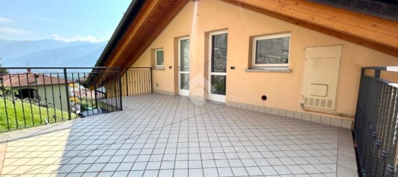3 rooms Apartment in Lovere, Italy No. 88235 15