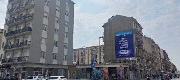 Propiedad comercial de 4 habitaciónes en Turin, Italy No. 312915 2