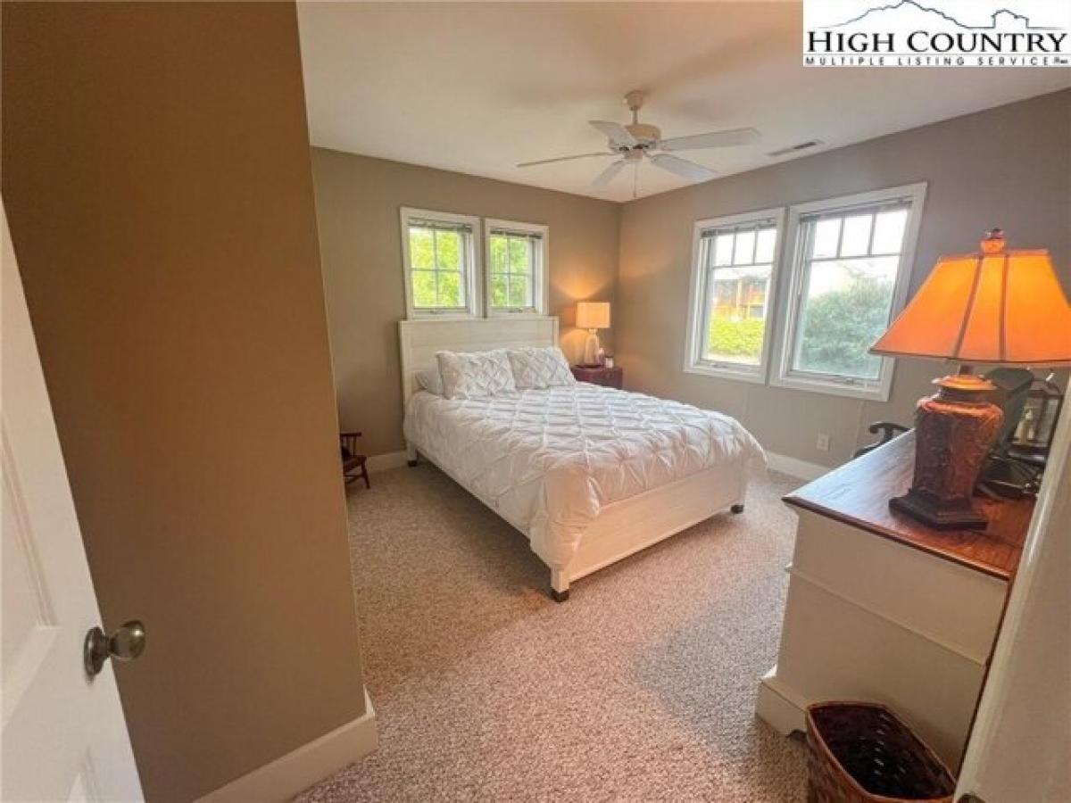 2 bedrooms House in Banner Elk, USA No. 380931