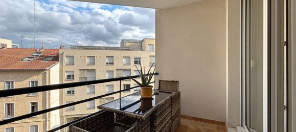 2 bedrooms Apartment in Lyon, France No. 290660 7