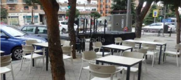 100m² Commercial property in Madrid, Spain No. 70455 2