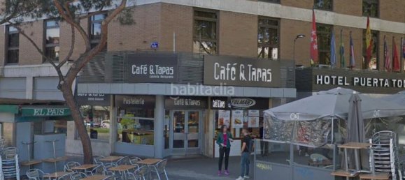 100m² Commercial property in Madrid, Spain No. 70455 6