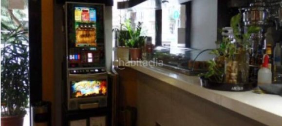 100m² Commercial property in Madrid, Spain No. 70455 4