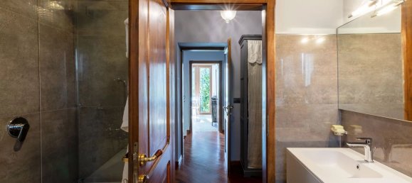 7غرفة فيلا في Verbania, Italy رقم 117289 19