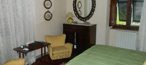 300m² Building in Carrara, Italy No. 51774 22