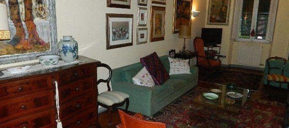 300m² Building in Carrara, Italy No. 51774 9