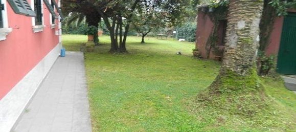 300m² Building in Carrara, Italy No. 51774 42