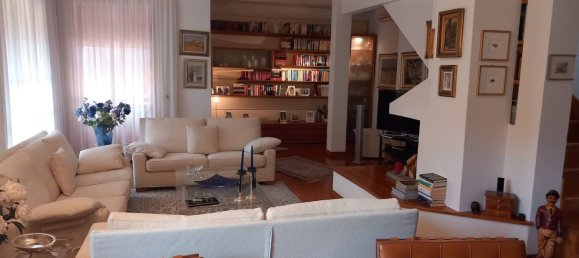 10 rooms Apartment in Livorno, Italy No. 147704 18
