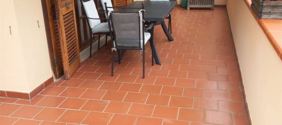10 rooms Apartment in Livorno, Italy No. 147704 8