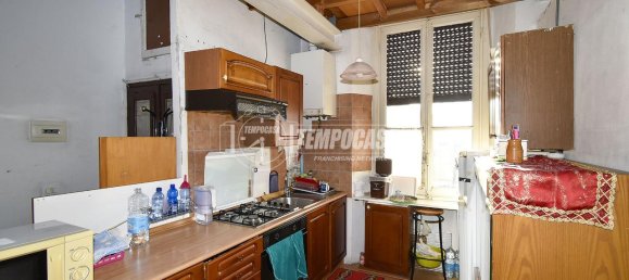 2 rooms Apartment in Rho, Italy No. 13762 2
