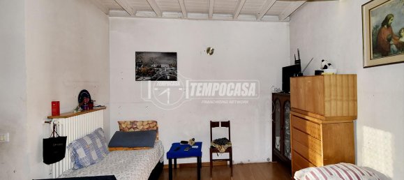 2 rooms Apartment in Rho, Italy No. 13762 10