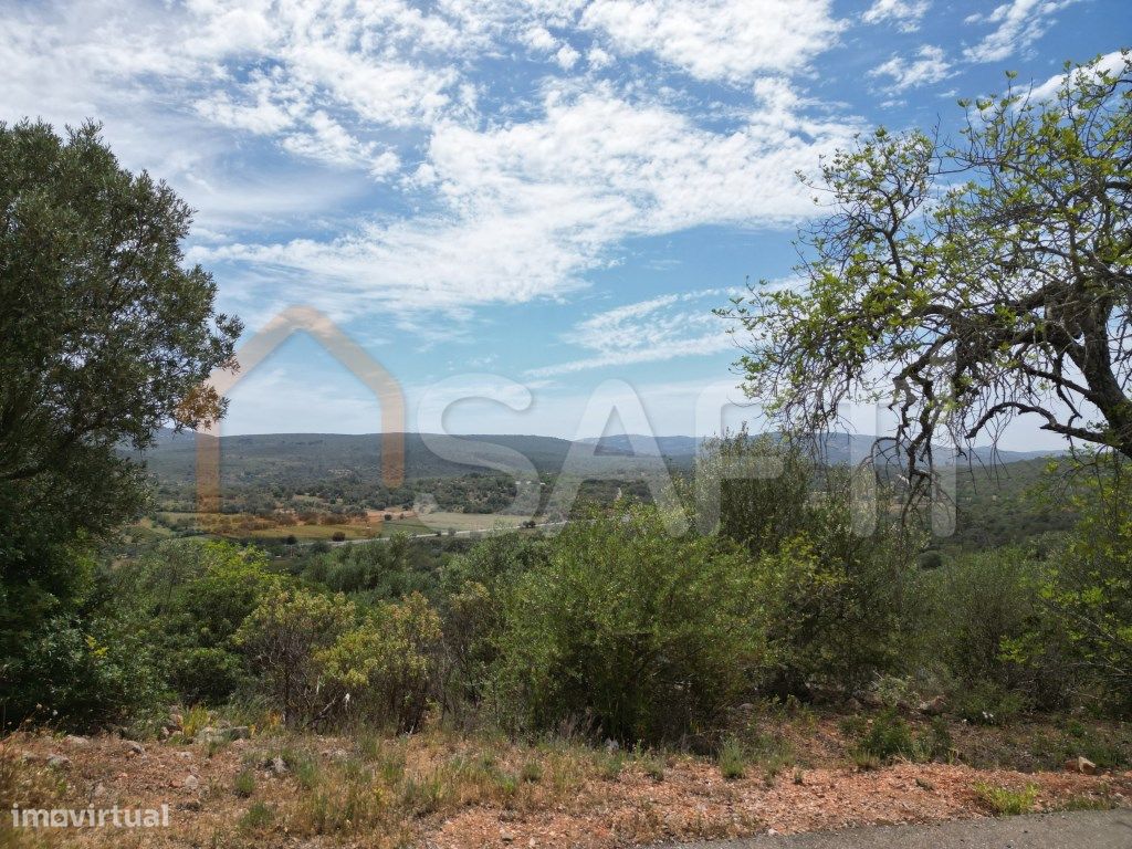 Terreno en Loule, Portugal 2700 m² No. 69004