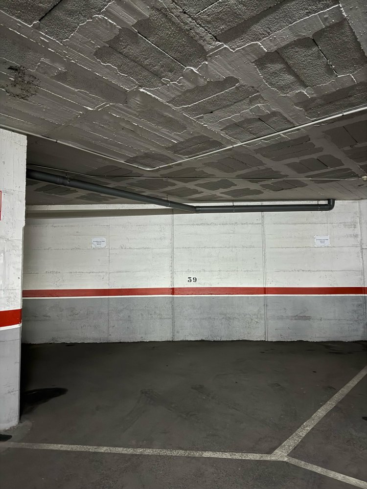 45m² Parking in Badalona, Spain No. 121369