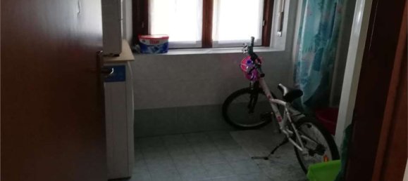 3 rooms Apartment in Bovisio Masciago, Italy No. 182435 9