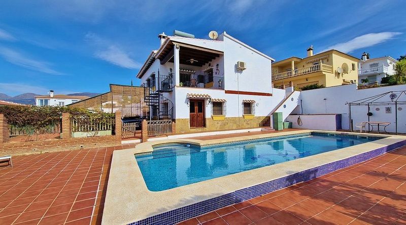 5 Schlafzimmer Villa in Vinuela, Spain, Nr. 231584
