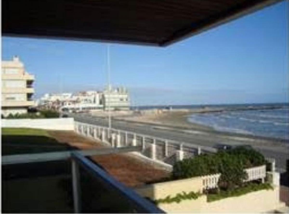 Квартира с 3 спальнями в Мальдонадо, Уругвай № 12318