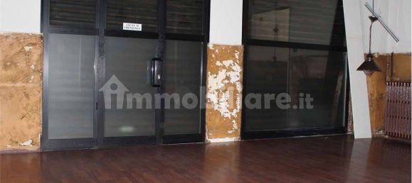 Коммерческая недвижимость с 2 комнатами в Чезано Мадерно, Италия № 313130 10