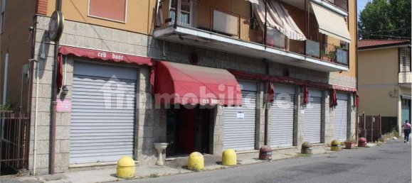 Коммерческая недвижимость с 2 комнатами в Чезано Мадерно, Италия № 313130 2