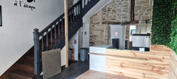 Коммерческая недвижимость с 4 комнатами в Кемпер, Франция № 330238 2