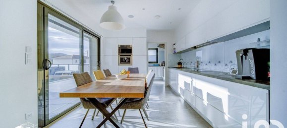 Вилла с 5 спальнями в Fey, Франция № 52058 9