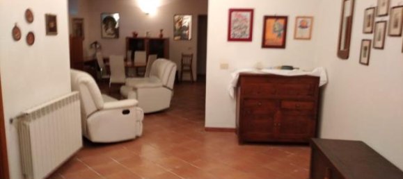 Вилла с 5 комнатами в Семпрониано, Италия № 252772 3