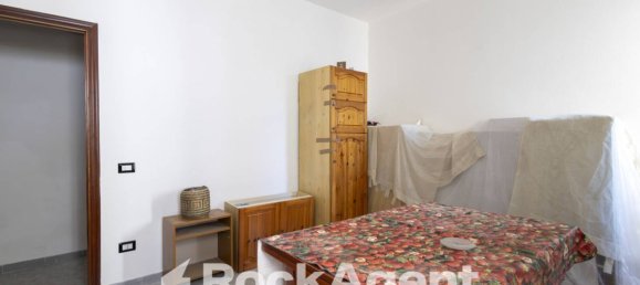 Квартира с 2 спальнями в Катандзаро, Италия № 296153 5