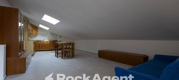 Квартира с 2 спальнями в Катандзаро, Италия № 296153 10