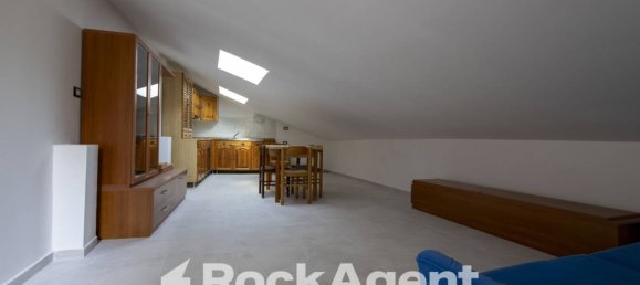 Квартира с 2 спальнями в Катандзаро, Италия № 296153 12