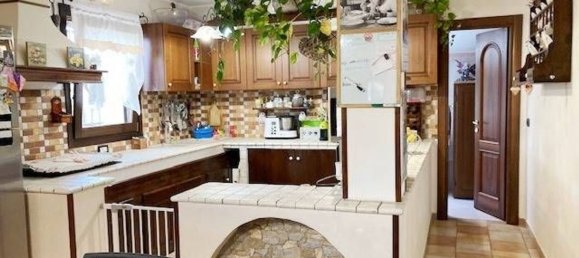 5 rooms Villa in Soldano, Italy No. 220057 7