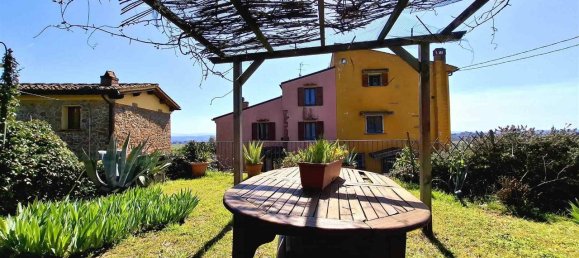 5 rooms House in Capraia e Limite, Italy No. 38055 2