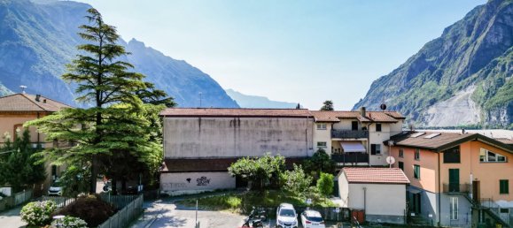 9 bedrooms Commercial property in Abbadia Lariana, Italy No. 305893 4