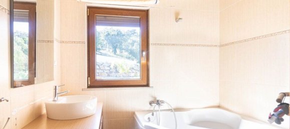 4 Schlafzimmer Haus in Santa Catarina da Fonte do Bispo, Portugal, Nr. 96198 18