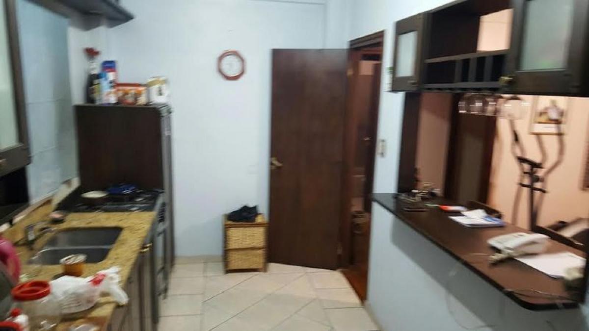 2 bedrooms Apartment in Moron, Argentina No. 1278