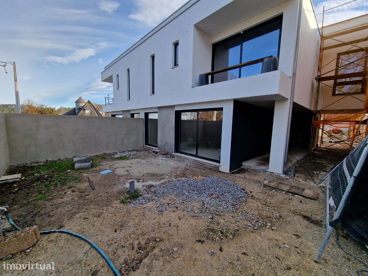 3 bedrooms House in Santa Maria da Feira, Portugal No. 15419