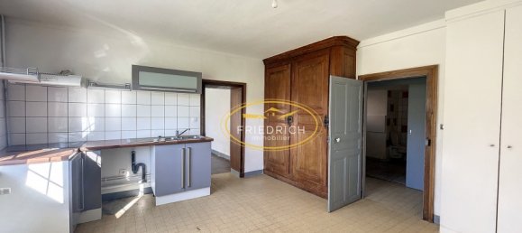 282m² Building in Nancois-sur-Ornain, France No. 324748 8