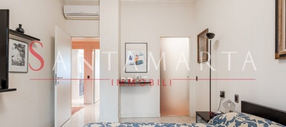 2 bedrooms Apartment in Milan, Italy No. 243661 16