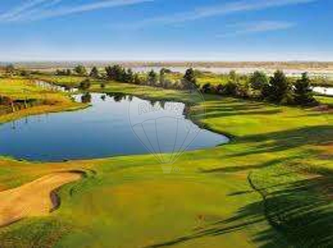 3 bedrooms Villa in Guia, Portugal No. 25657