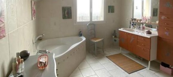 3 bedrooms House in Toul, France No. 313196 8