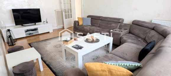 6 bedrooms House in Montlucon, France No. 208864 4