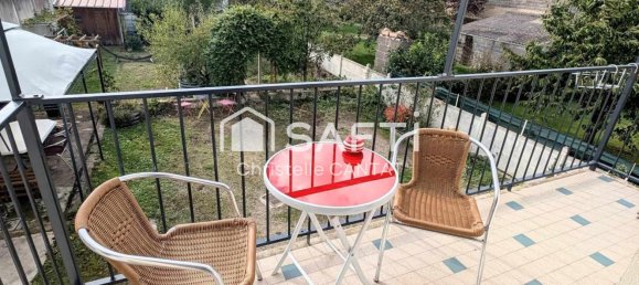 6 bedrooms House in Montlucon, France No. 208864 3