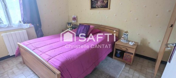 6 bedrooms House in Montlucon, France No. 208864 13