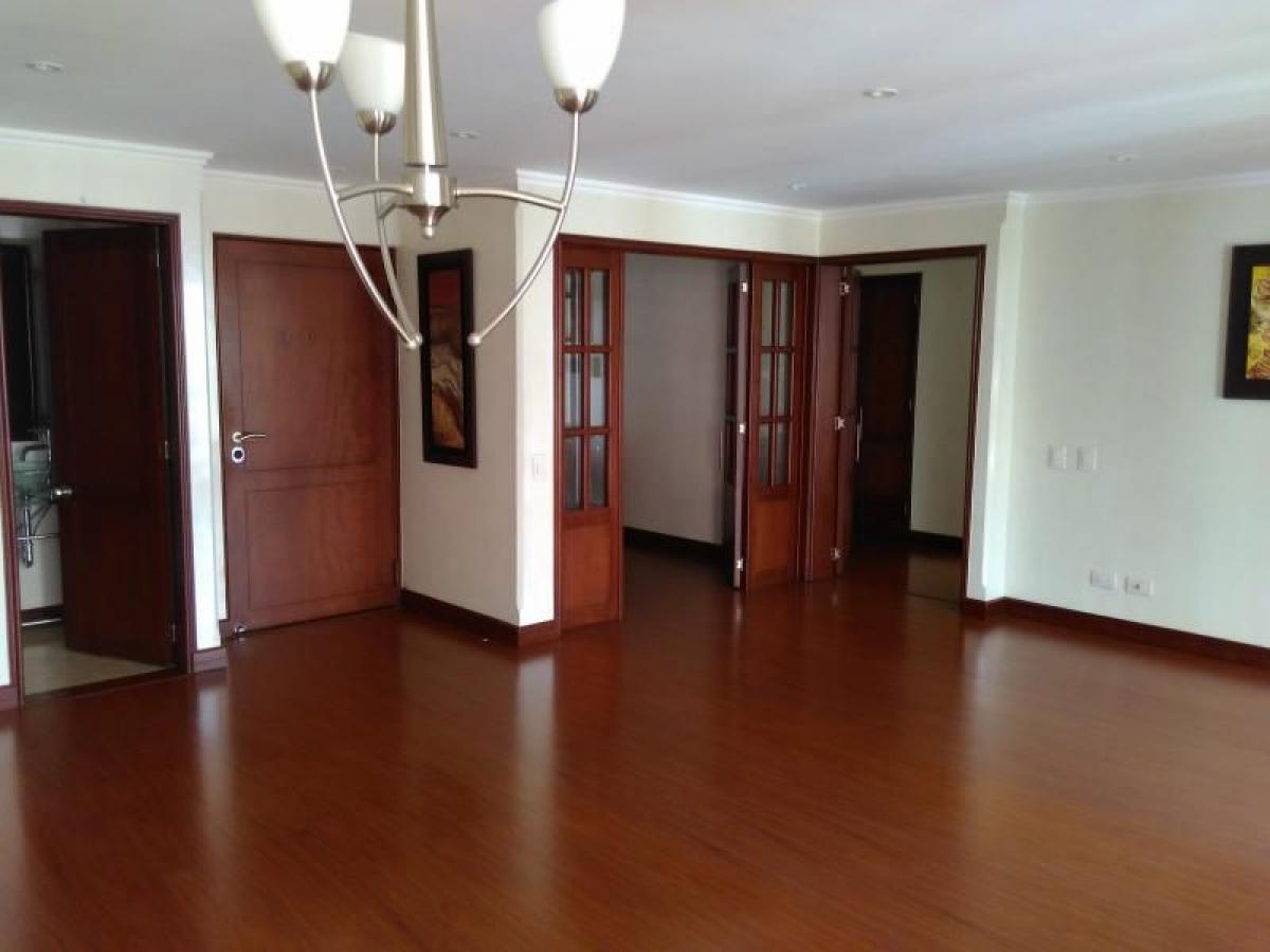 3 Schlafzimmer Haus in Bogota, Colombia, Nr. 12270